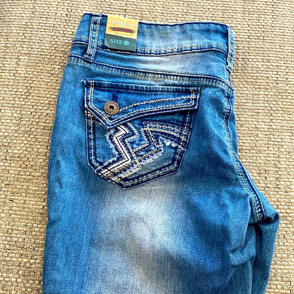 Cuffed capri jeans